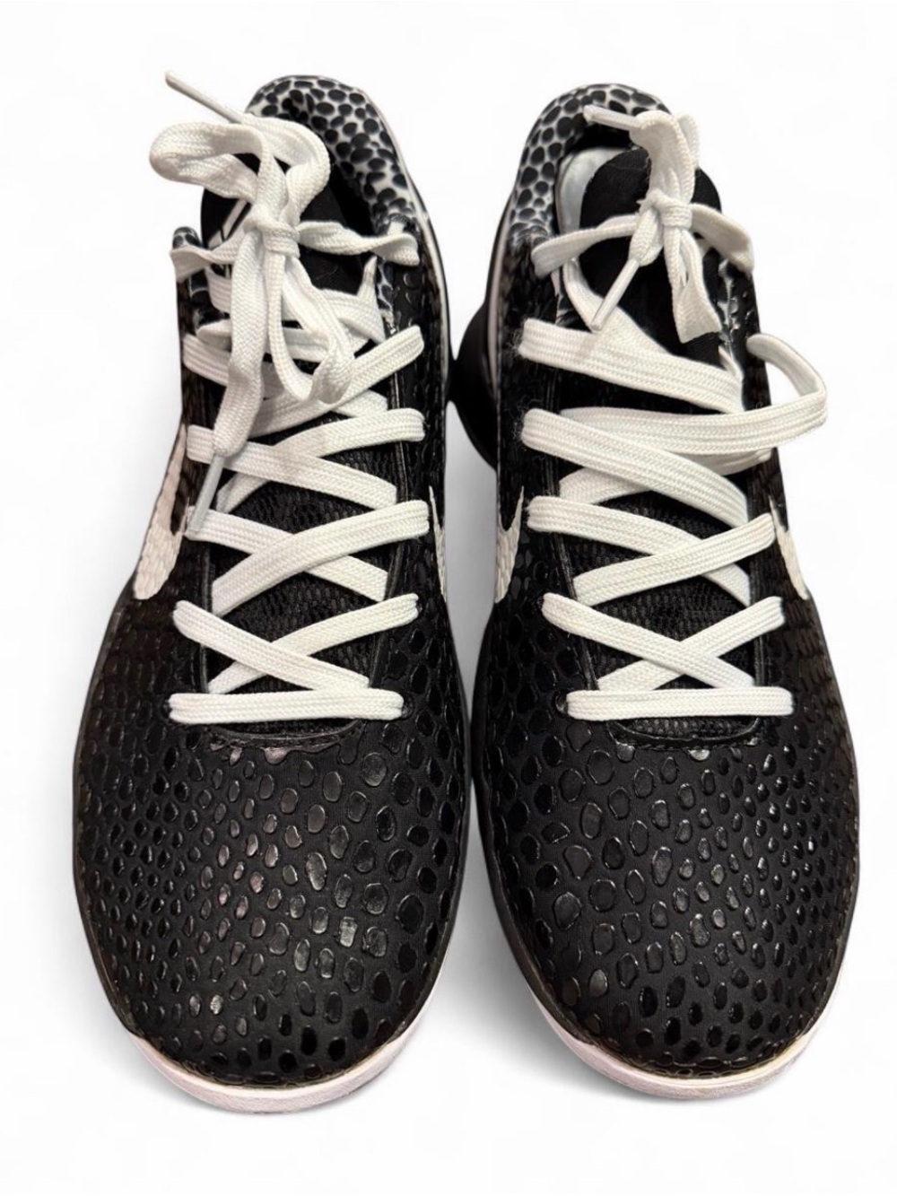Nike Zoom Kobe 6 Protro “Mambacita Sweet Sixteen” Men’s Size 12